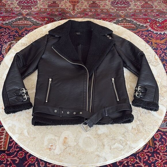 Forever 21 Faux Leather Shearling Lined Biker Zippered Jacket - Picture 8 of 11
